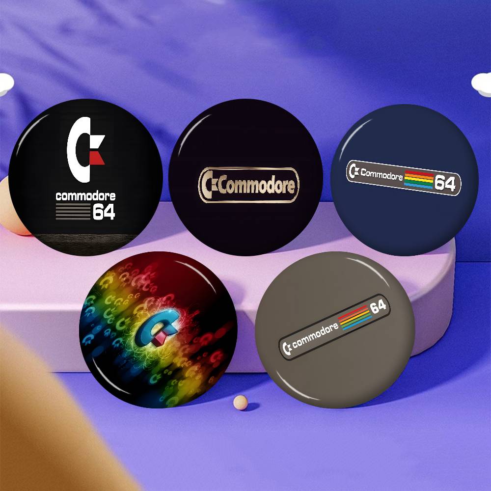 C-Commodore-64 Retro-Tech Anim – Tech Accessories Backpack Bewertung und Preis