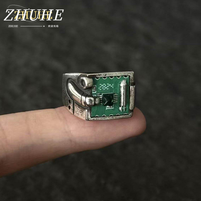 Tech-inspirierter Ring mit PCB – Tech Inspired Accessories Bewertung und Preis