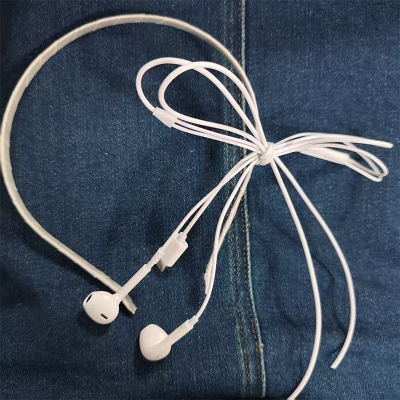    Koreanische Mode Kopfhörer – Tech Inspired Accessories Bewertung und Preis